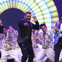 RJ Kaavyas Jhampak Item on Salman_Nirdosh