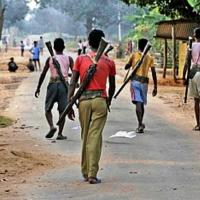 दो महिला नक्सली समेत 15 नक्सली गिरफ्तार