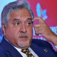 माल्या की कंपनी यूबी होल्डिंग्स, 15 अन्य को कारण बताओ नोटिस