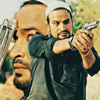 हर किरदार में अपने आप को ढाल लेते है संतोष पहलवान