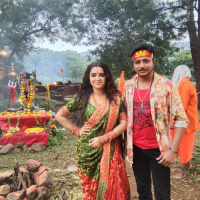 लॉकडाउन के बाद आम्रपाली दुबे की हुई सेट पर धमाकेदार वापसी 