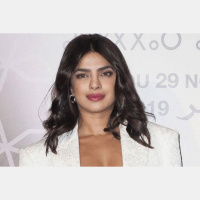 Priyanka Chopra Ke Is Karibi Ke Bete Ki Shadi Me Pahuche Khesari Amrapali