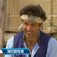 On The Sets Of Jeet Sunny Deol Karisma Kapoor Flashback Video