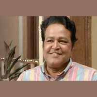 Viju Khote Talks About Playing Different Roles In Bollywood Flashback Video