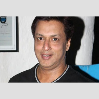 Madhur Bhandarkar On Working With Tabu And Atul Kulkarni In Chandni Bar Flashback Video