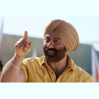 Making Of Gadar On Location Interview Sunny Deol Amisha Patel Flashback Video