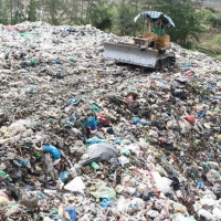 VOV - Tài nguyên và môi trường: 70% được chôn lấp –Rác thải đô thị đang gây áp lực lớn đến môi trường