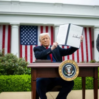 Thời sự 18h 3/4/2025: Thế giới phản ứng gay gắt với việc tăng thuế đối ứng của Hoa Kỳ