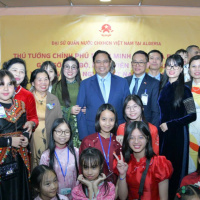 Thời sự 6h 19/11/2025: Thủ tướng Phạm Minh Chính gặp gỡ cộng đồng người Việt Nam tại Algeria