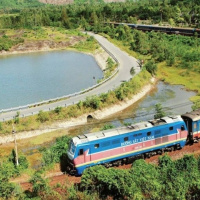 Thời sự 18h 01/5/2025: Thủ tướng chỉ đạo đẩy nhanh tiến độ dự án đường sắt Lào Cai-Hà Nội-Hải Phòng