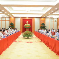 Thời sự 18h 4/9/2025: Bộ Chính trị làm việc với Ban Thường vụ Đảng uỷ MTTQ, các đoàn thể Trung ương