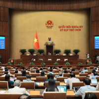 Thời sự 12h 15/5/2025: Quốc hội biểu quyết thông qua việc điều chỉnh Chương trình Kỳ họp thứ 9