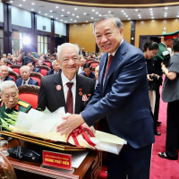 Thời sự 12h 18/8/2025: Tổng Bí thư Tô Lâm chủ trì buổi gặp mặt các đồng chí lão thành cách mạng