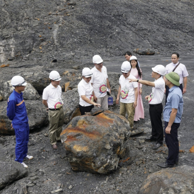 Vov - Chng Trinh Thi S