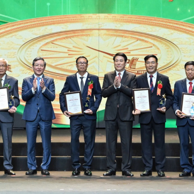 Vov - Chng Trinh Thi S