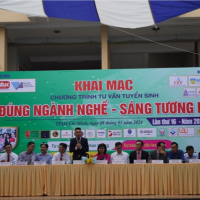 Tin trong nước - Học sinh ở TP.HCM quan tâm ngành thiết kế vi mạch, bán dẫn 