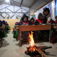 Tin trong nước - Trường học vùng cao Lai Châu “giữ chân” học sinh ở lại đảm bảo chống rét 