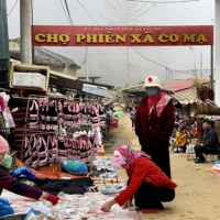 Tin trong nước - Chợ phiên ngày xuân gõ cửa