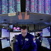 Tin quốc tế - Phố Wall giảm điểm khi các cổ phiếu công nghệ hụt hơi