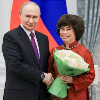 Tin quốc tế - Một doanh nhân Việt Nam vinh dự được Tổng thống Nga Putin trực tiếp trao Huân chương Hữu nghị
