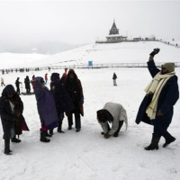 Tin quốc tế - Du khách quốc tế đổ về khu du lịch Gulmarg ở Ấn Độ