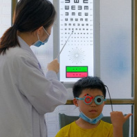 Tin quốc tế - Gần 52% trẻ em và thanh thiếu niên Trung Quốc cận thị