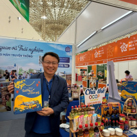 Tin trong nước - Hội chợ Mùa Thu: Hương vị biển trong từng giọt mắm Lê Gia