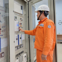 Tin trong nước - Tập đoàn Điện lực Việt Nam đảm bảo cung cấp điện an toàn, ổn định trong kỳ nghỉ Tết nguyên đán Giáp Thìn 2024