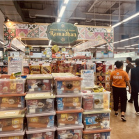 Tin quốc tế - Người dân Indonesia đón tháng lễ Ramadan với nỗi lo giá cả tăng cao 