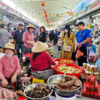 Tin trong nước - Đà Nẵng: Chợ Tết nhộn nhịp, sức mua sắm tăng cao