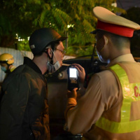 Tin trong nước - Hà Nội tăng cường xử lý vi phạm nồng độ cồn dịp Tết 