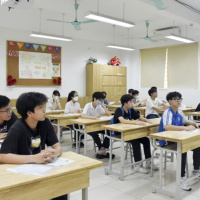 Tin trong nước - Hà Nội: Phụ huynh và học sinh mong sớm có phương án thi tuyển sinh lớp 10