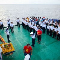 Tin trong nước - Xúc động lễ tưởng niệm 64 anh hùng liệt sĩ hy sinh bảo vệ đảo Gạc Ma