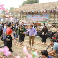 Tin trong nước - Đến Điện Biên trải nghiệm bức tranh sắc màu văn hoá
