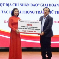 Tin trong nước - Đà Nẵng vận động hơn 100 tỷ đồng hỗ trợ người dân hoàn cảnh khó khăn, trẻ em nghèo