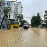 Tin trong nước - Thành phố Huế: Ngập lụt trở lại, nhiều nơi sạt lở, chia cắt giao thông