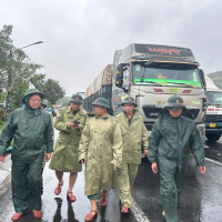 Tin trong nước - Phó Thủ tướng Hồ Quốc Dũng chỉ đạo ứng phó lũ lụt nguy cấp tại Đắk Lắk