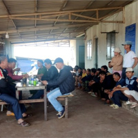 Tin trong nước - Gia Lai: Hàng chục công nhân lay lắt ở công trường vì bị nợ lương 