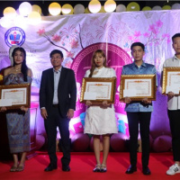 Tin quốc tế - Sinh viên Việt Nam tại Campuchia đón Năm mới Giáp Thìn 2024 