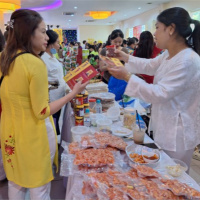 Tin trong nước - TP.HCM bình ổn giá hàng tiêu dùng tết, kéo chỉ số CPI thấp hơn cả nước 