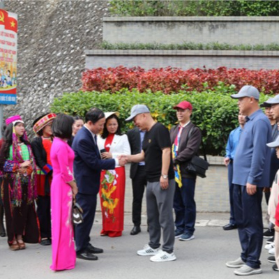 Vov - Viêt Nam Va Thê Gii