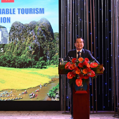 Vov - Viêt Nam Va Thê Gii