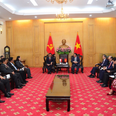 Vov - Viêt Nam Va Thê Gii