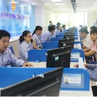 VOV - Quốc hội với cử tri: Dự thảo Luật sửa đổi, bổ sung một số điều của Luật Cán bộ, công chức và Luật Viên chức