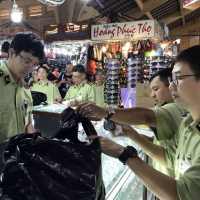 VOV - Quốc hội với cử tri: Hàng giả, hàng nhái và câu chuyện tại nghị trường