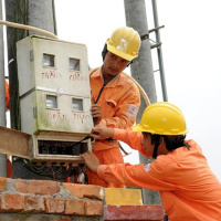 VOV - Chính phủ với người dân: Tăng giá điện, tác động đến người dân như thế nào?