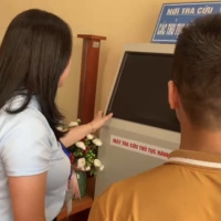 Chính phủ với người dân - Phấn đấu hết năm nay 100% thủ tục hành chính cung cấp dưới hình thức dịch vụ công toàn trình.