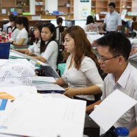 VOV - Quốc hội với cử tri: Loại bỏ công chức tài kém, đức tệ