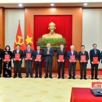 Xây dựng Đảng - 13 cơ quan Đảng, đoàn thể Trung ương gương mẫu trong sắp xếp, tinh gọn tổ chức bộ máy