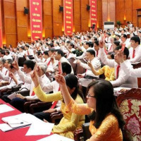 VOV - Đảng trong cuộc sống: Công bố nhân sự cấp ủy và Ban chấp hành các cấp trước Đại hội để nhân dân giám sát - Việc nên làm